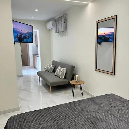 The Lux Den Of * Zakynthos